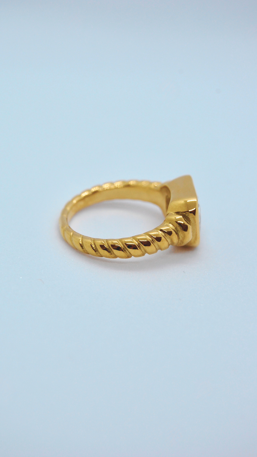 Bright Venice Ring