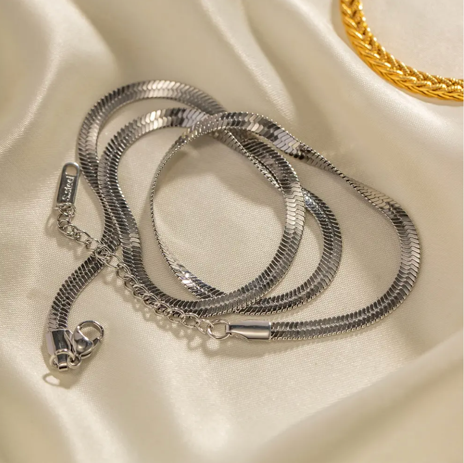 Silver Snake Necklace