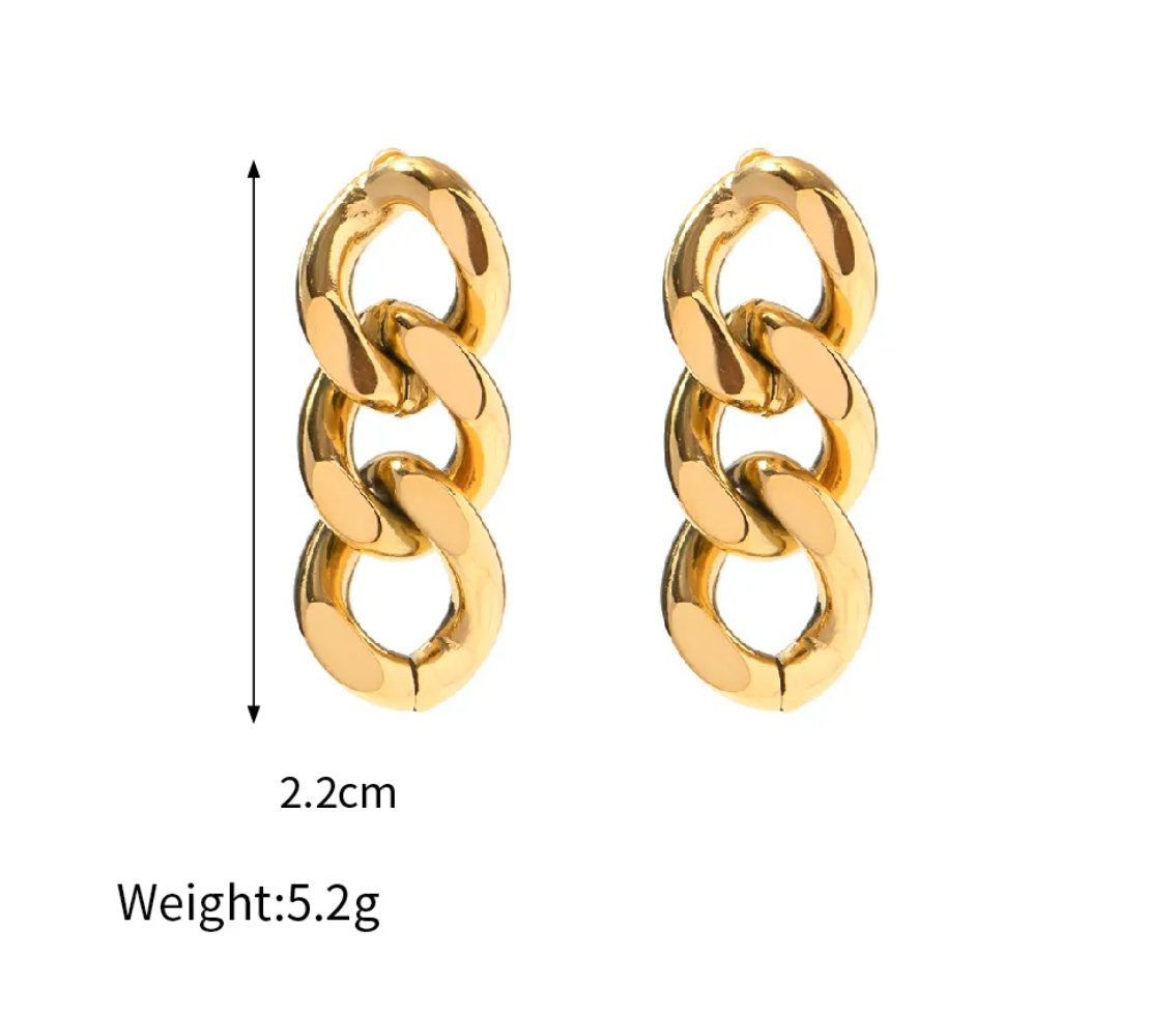 Tres Curb Chain Earrings