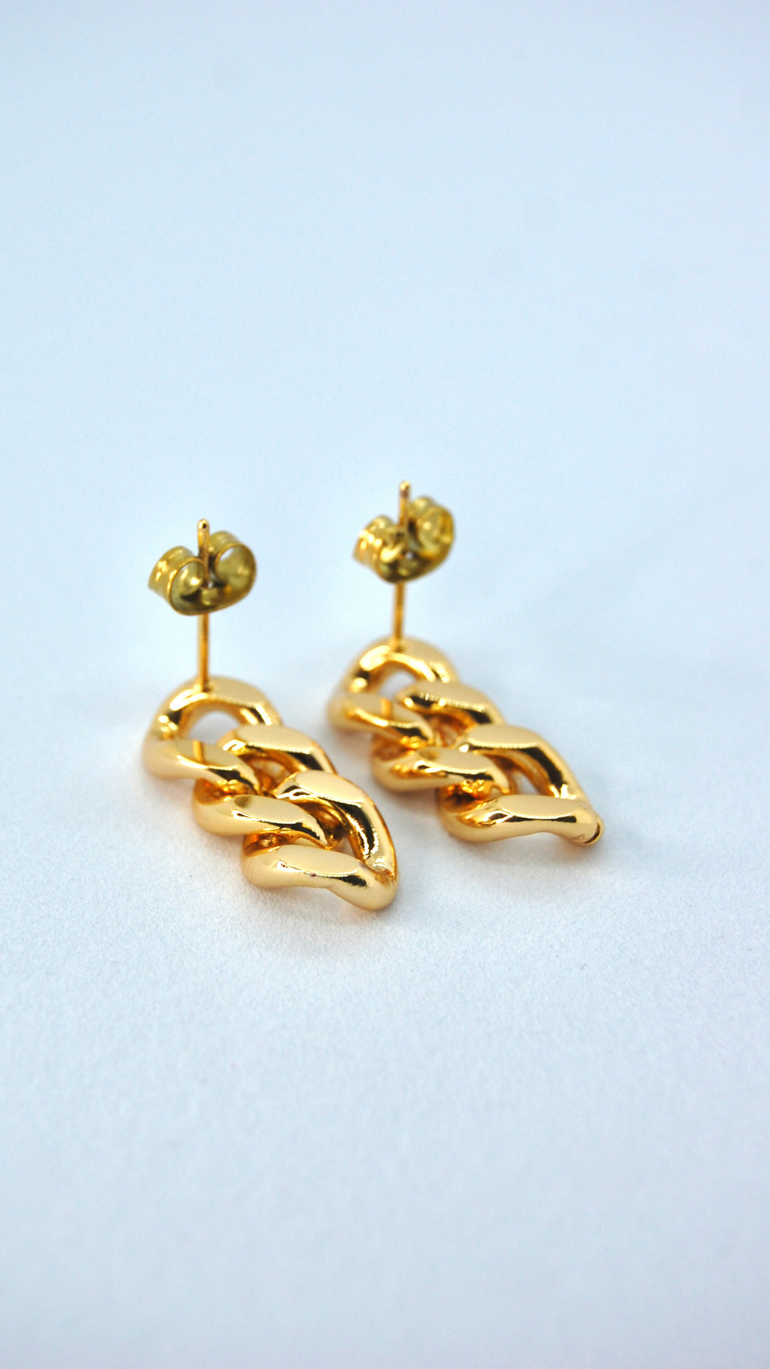 Tres Curb Chain Earrings